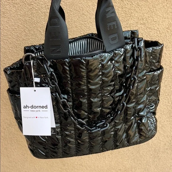 Ah-dorned | Classic Black Metallic Tote Bag w/ Crossbody Strap & Bag Charm Chain - Picture 1 of 17